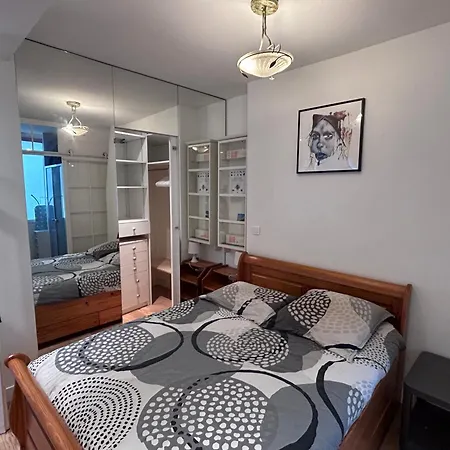 45m2 Trocadero Apartment *