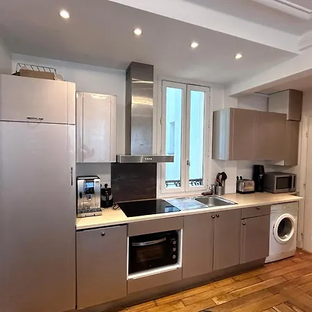 Apartment 45m2 Trocadero